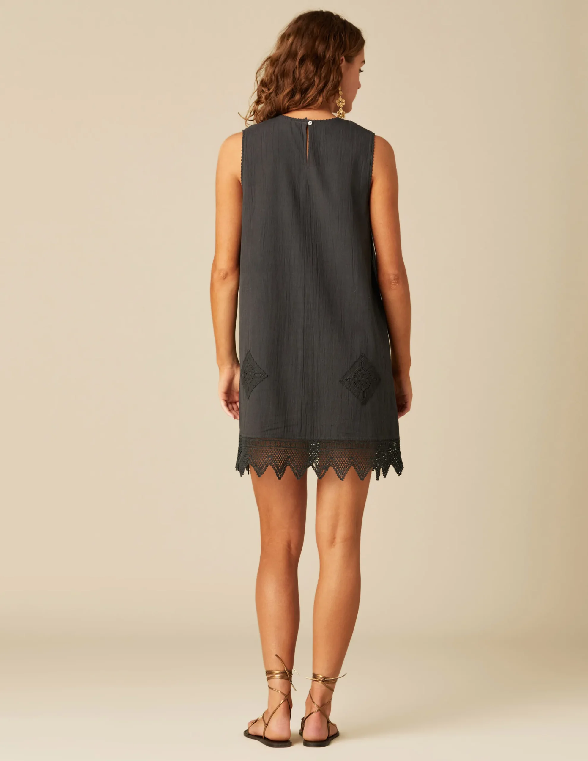 Nicoli Dresses<ANTHRACITE SHORT DRESS Grises antracitas