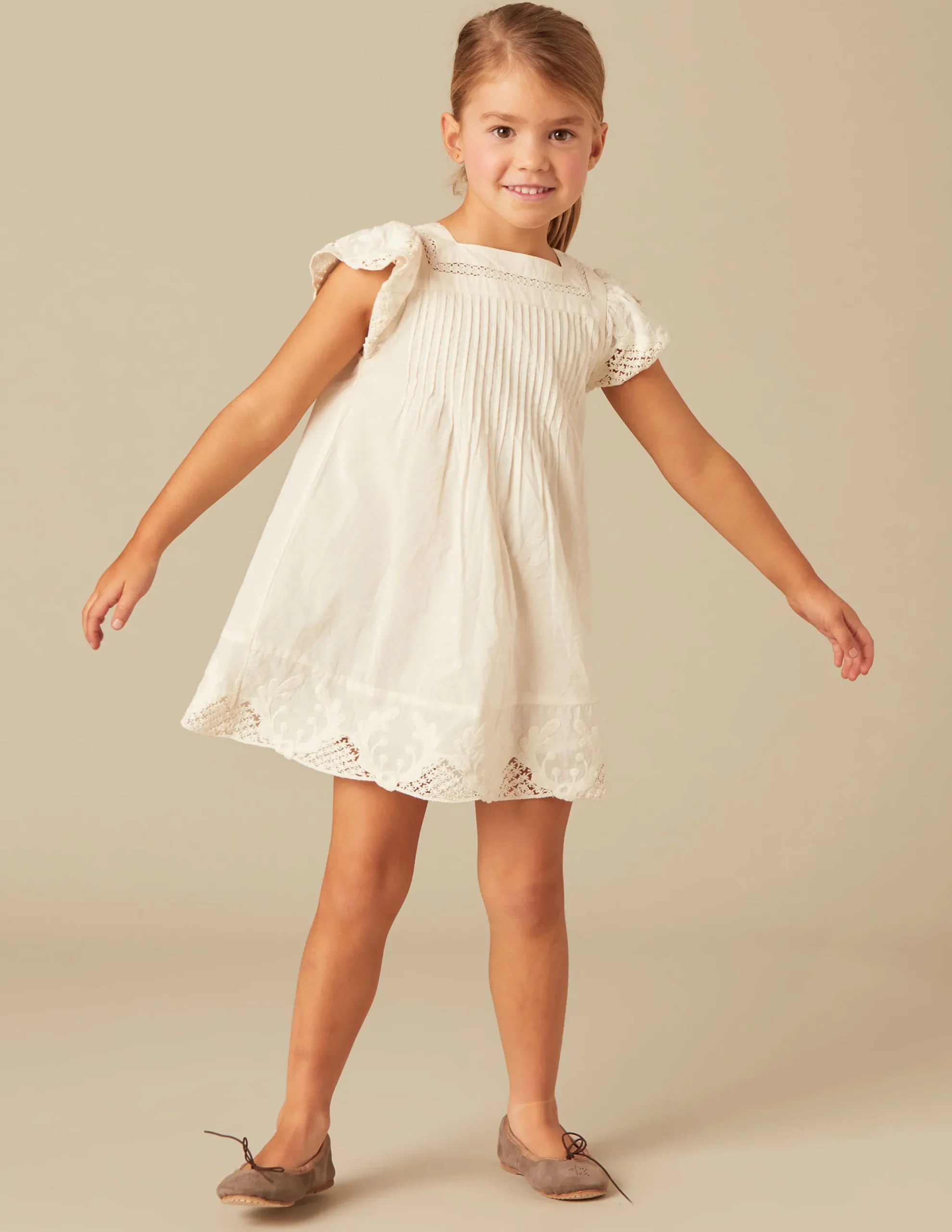 Nicoli Dresses<BEIGE PIN-TUCK DRESS Crudos