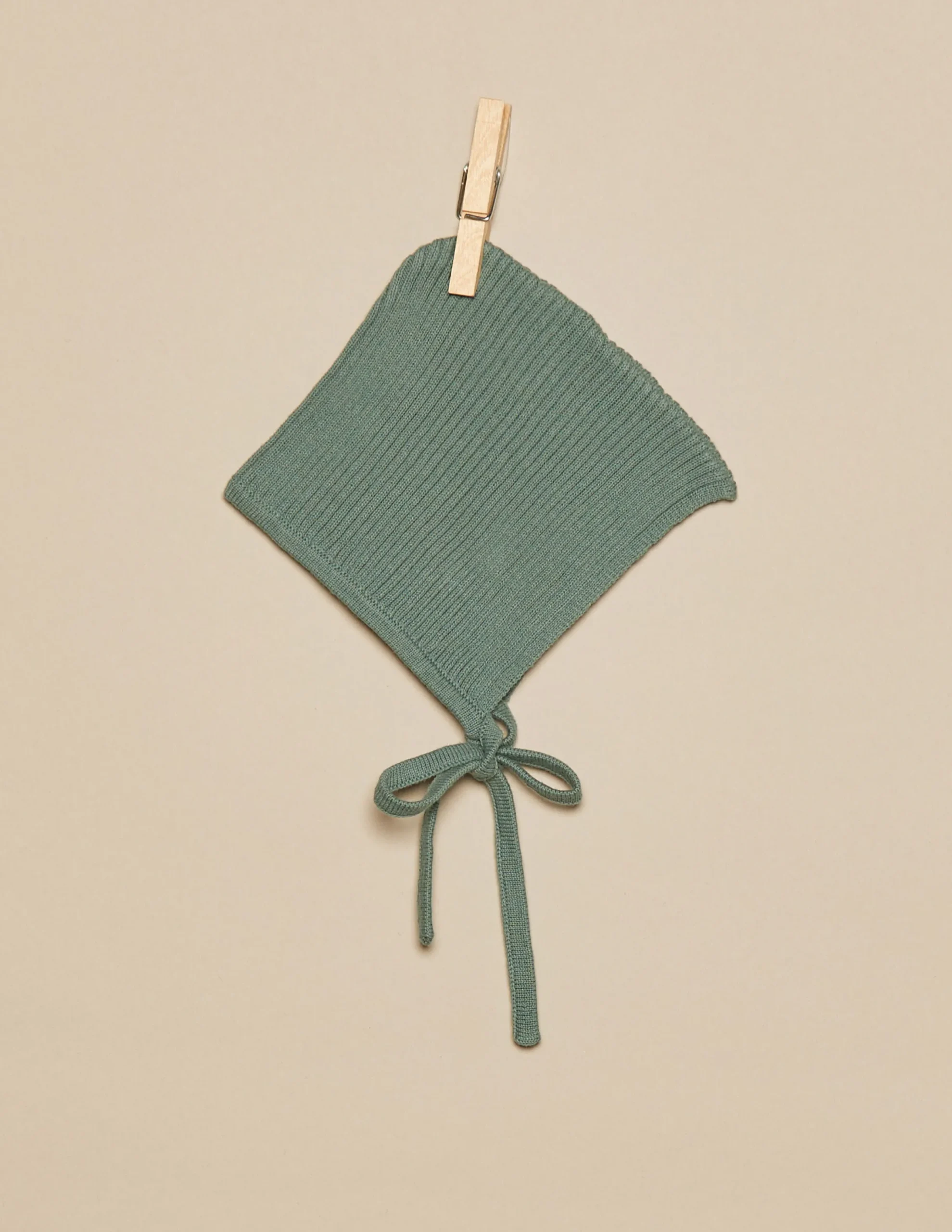 Nicoli Bonnets<GREEN BONNET Rosas