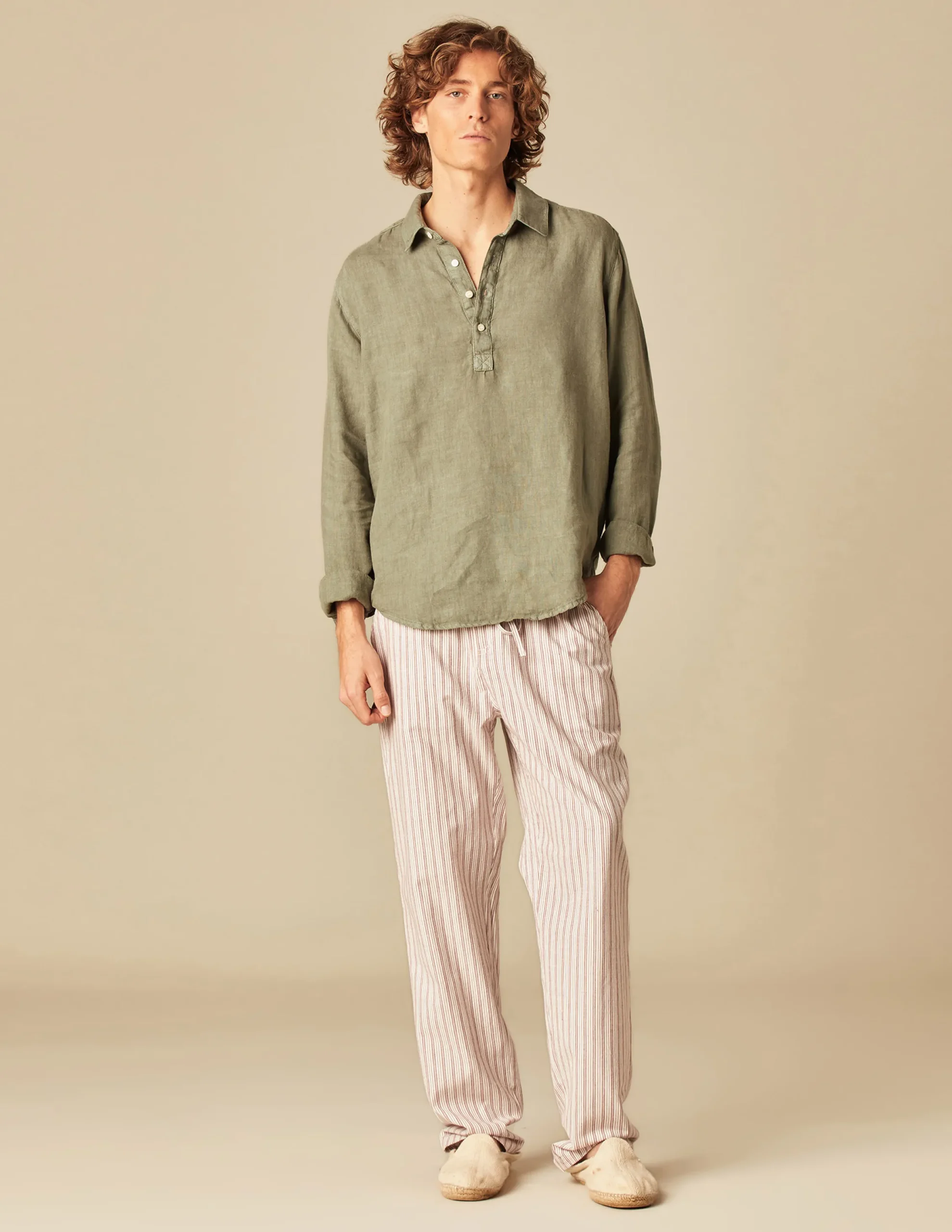 Nicoli Shirts<KHAKI LINEN POLO NECK SHIRT Blancos