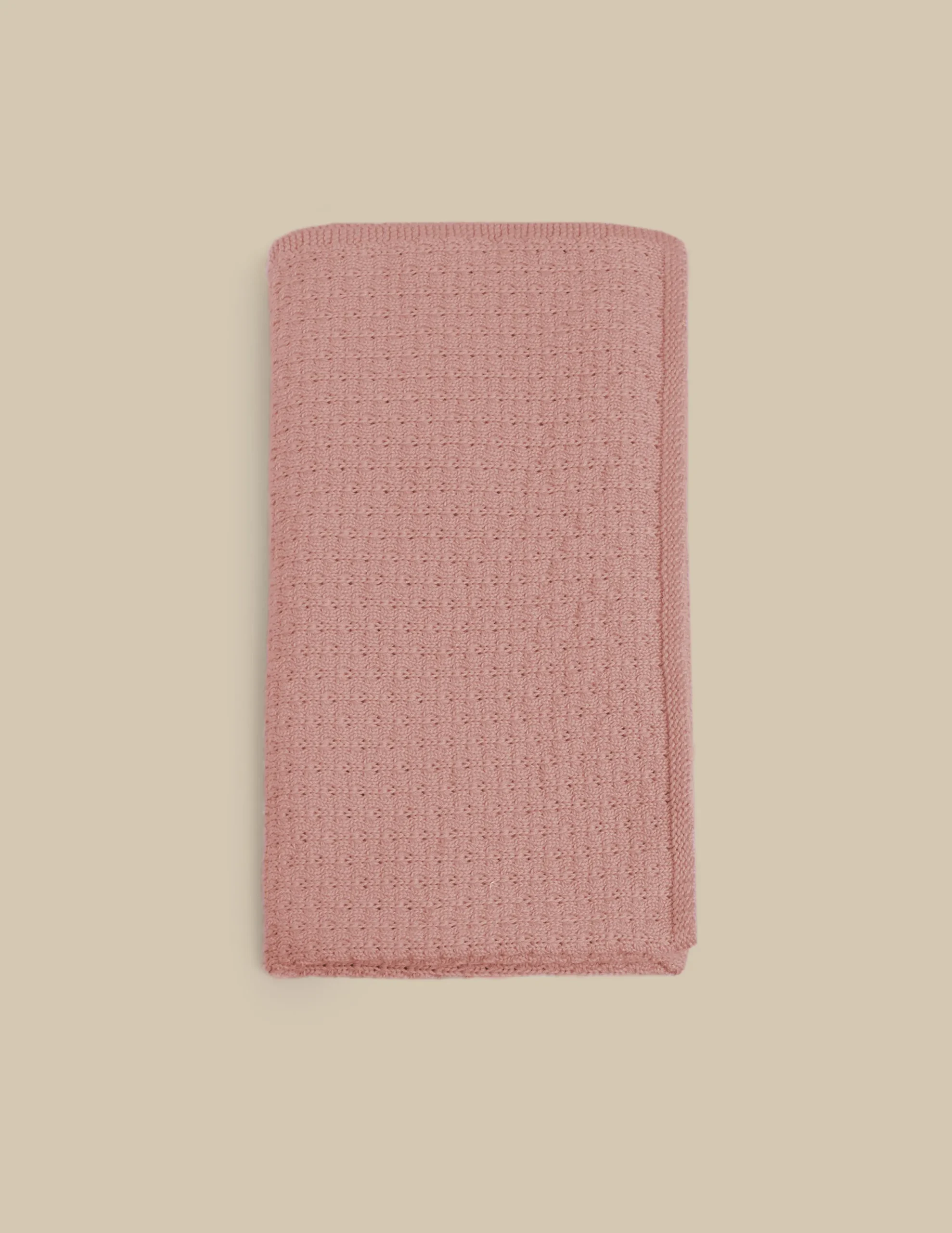 Nicoli Shawls<PINK KNITTED SHAWL Rosas