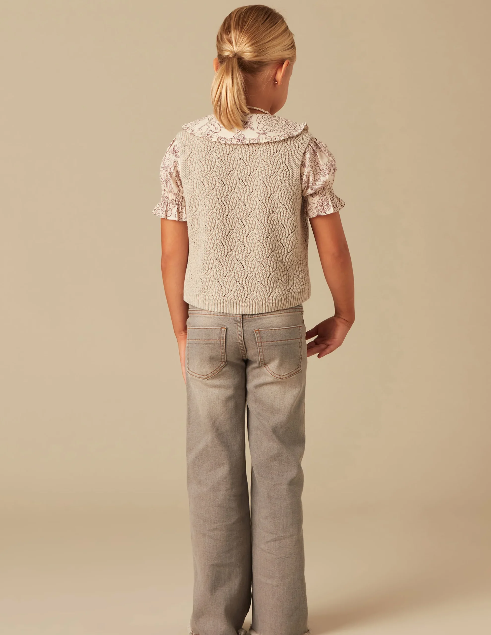 Nicoli Knitwear|Waistcoats<SAND KNIT VEST Arena
