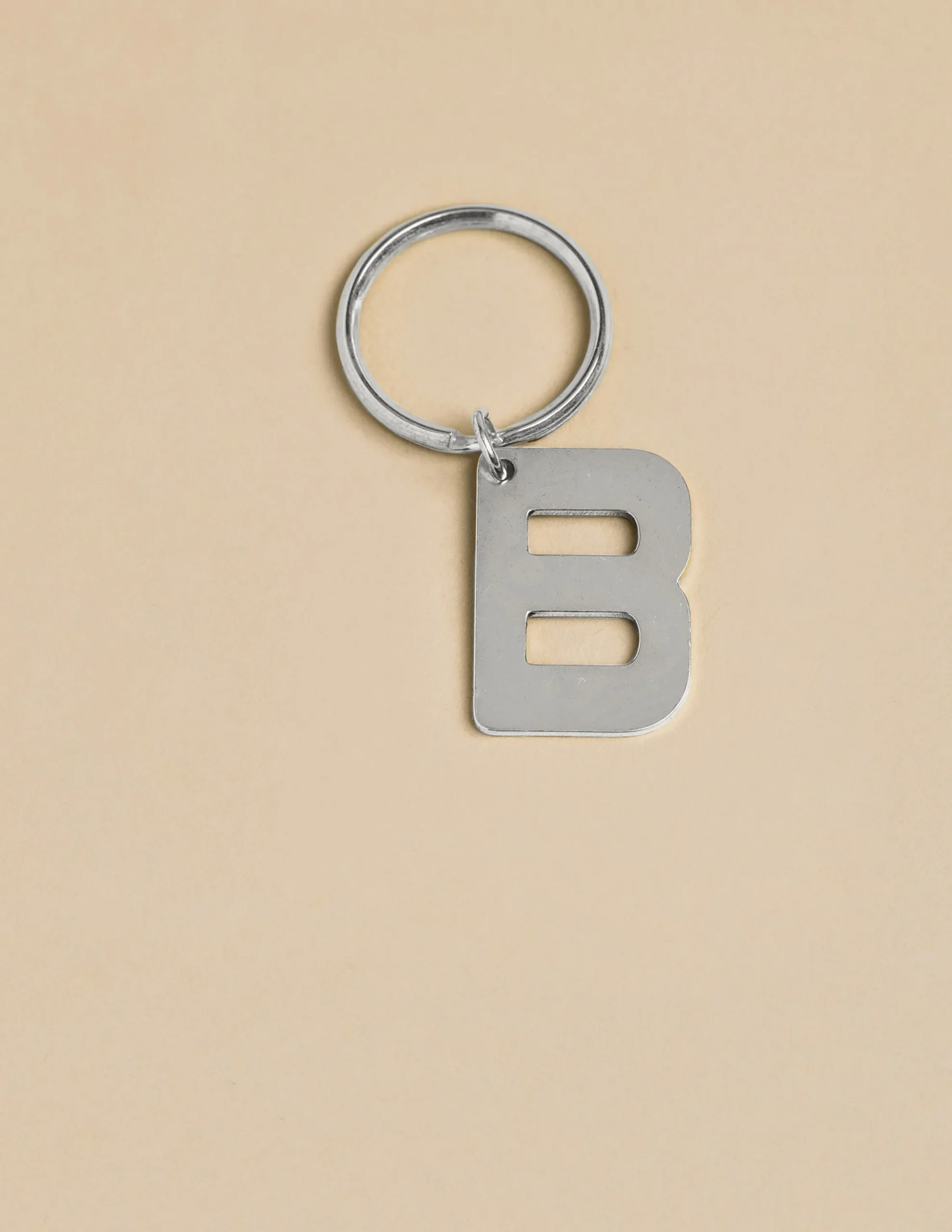 Nicoli Keychain|Keychain<SILVER "B" KEYCHAIN Dorados
