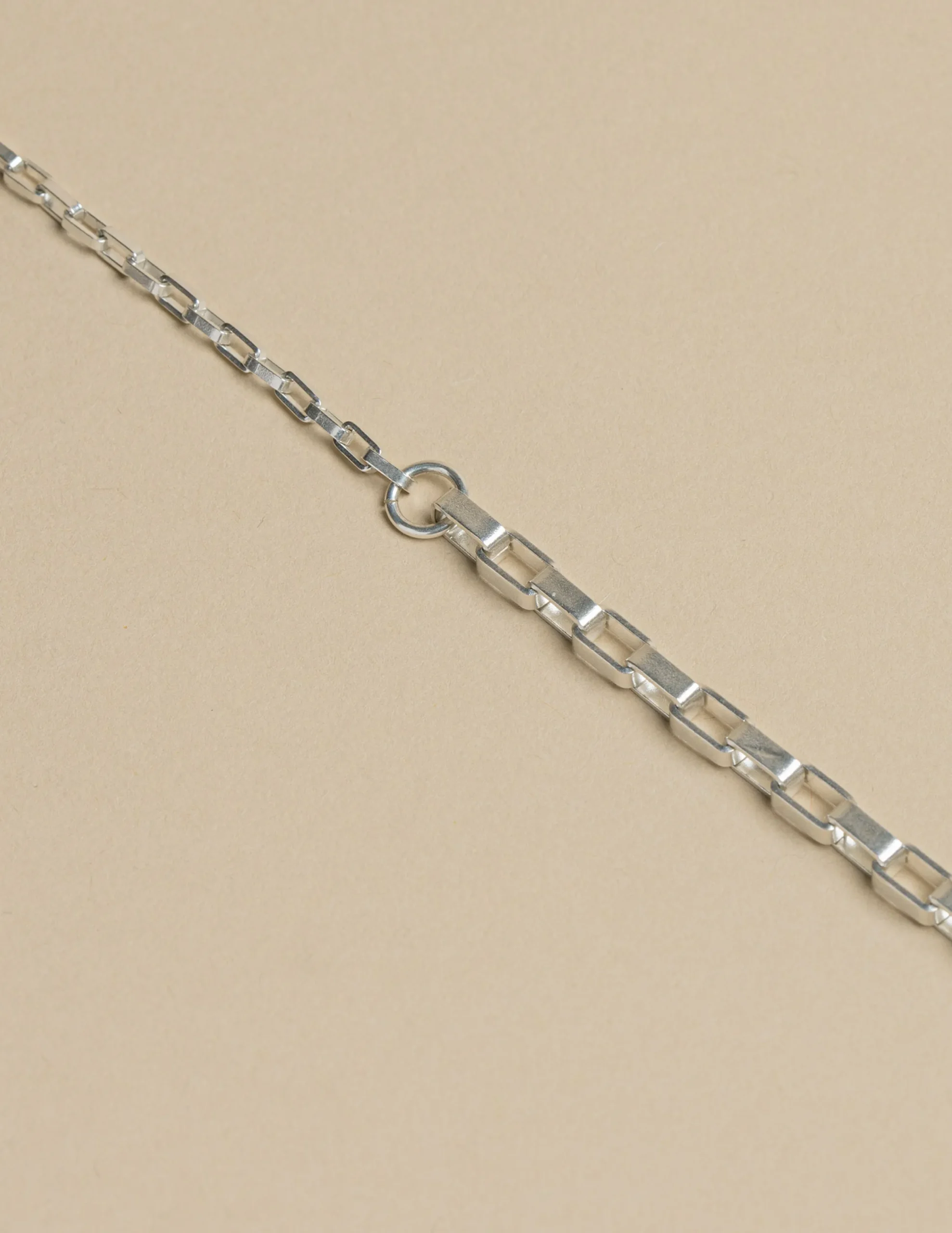 Nicoli Necklaces & Chokers<SILVER RECTANGLE NECKLACE Dorados