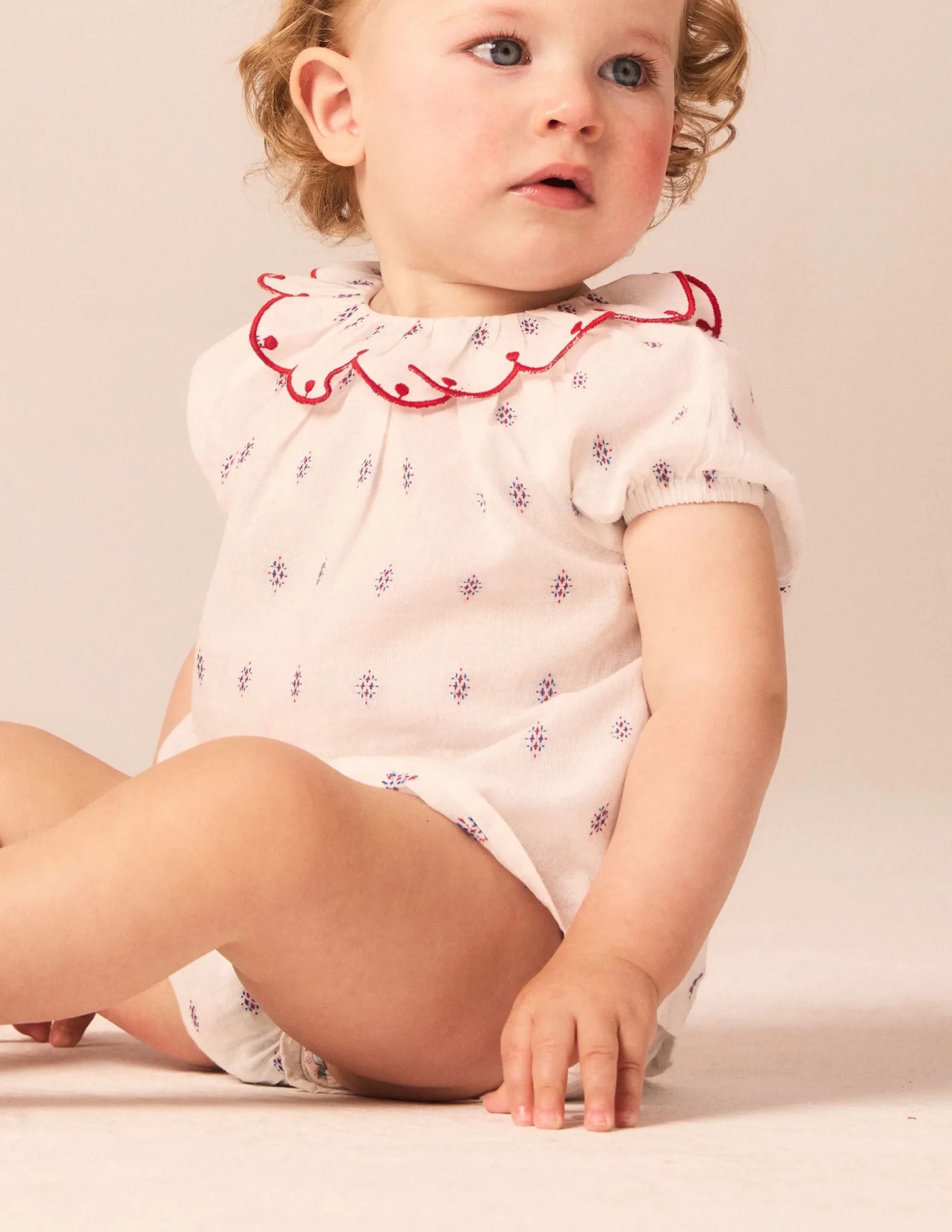 Nicoli Bloomers<WHITE EMBROIDERY BLOOMERS Rojos