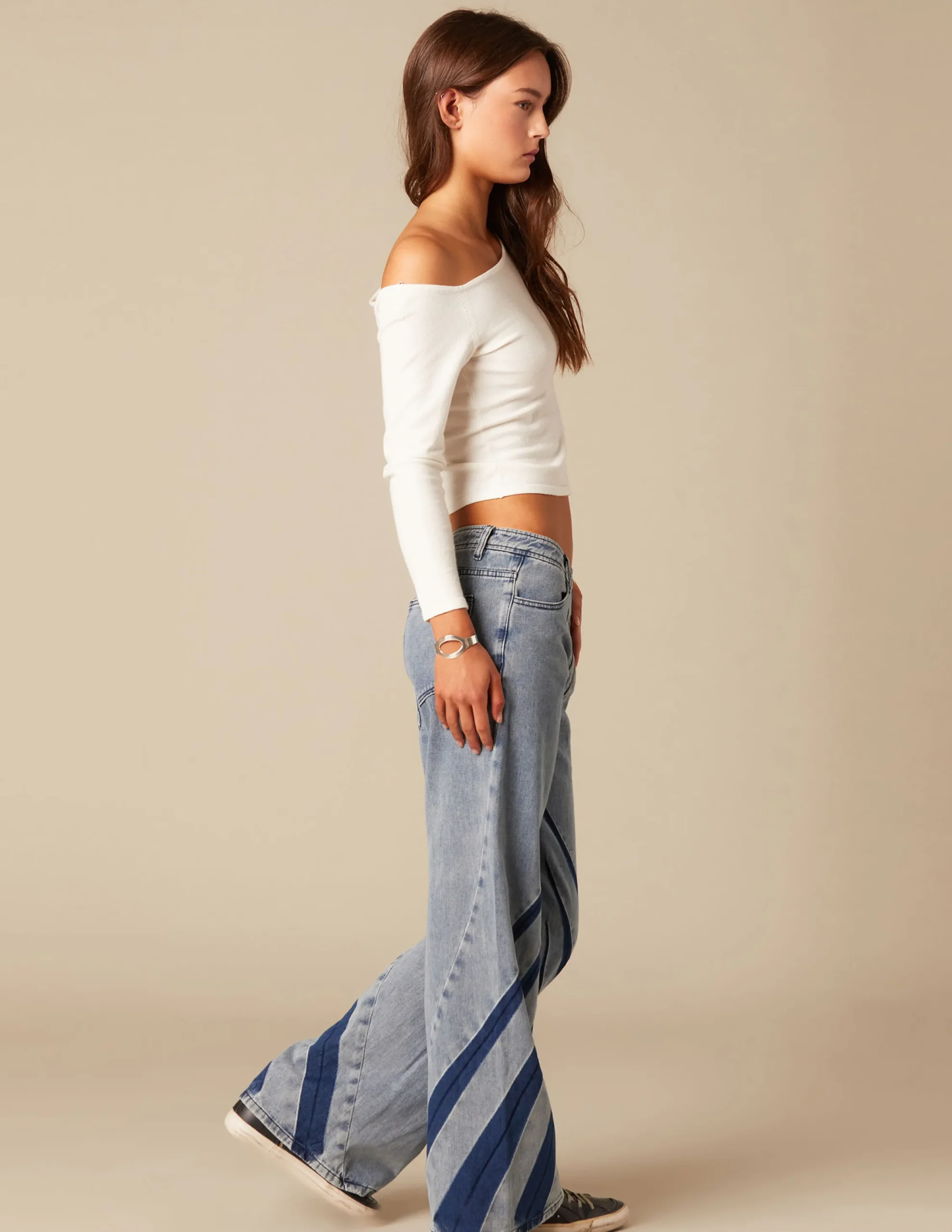 Nicoli Tops<WHITE KNIT TOP Negros