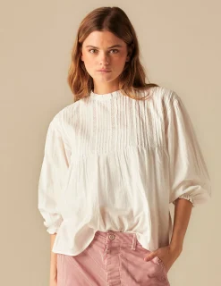 Nicoli Shirts & Blouses<WHITE LACE SHIRT Blancos