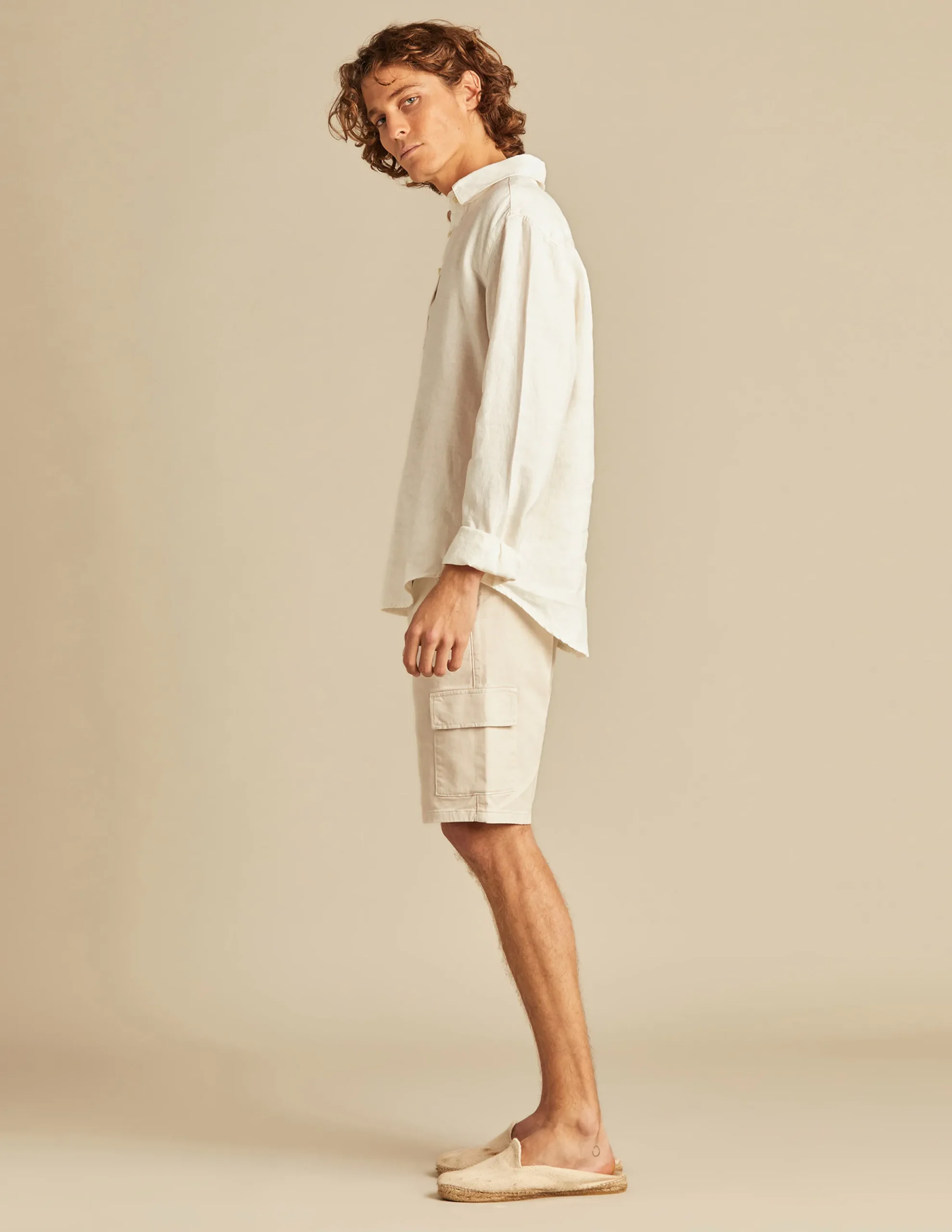 Nicoli Shirts<WHITE LINEN POLO NECK SHIRT Blancos