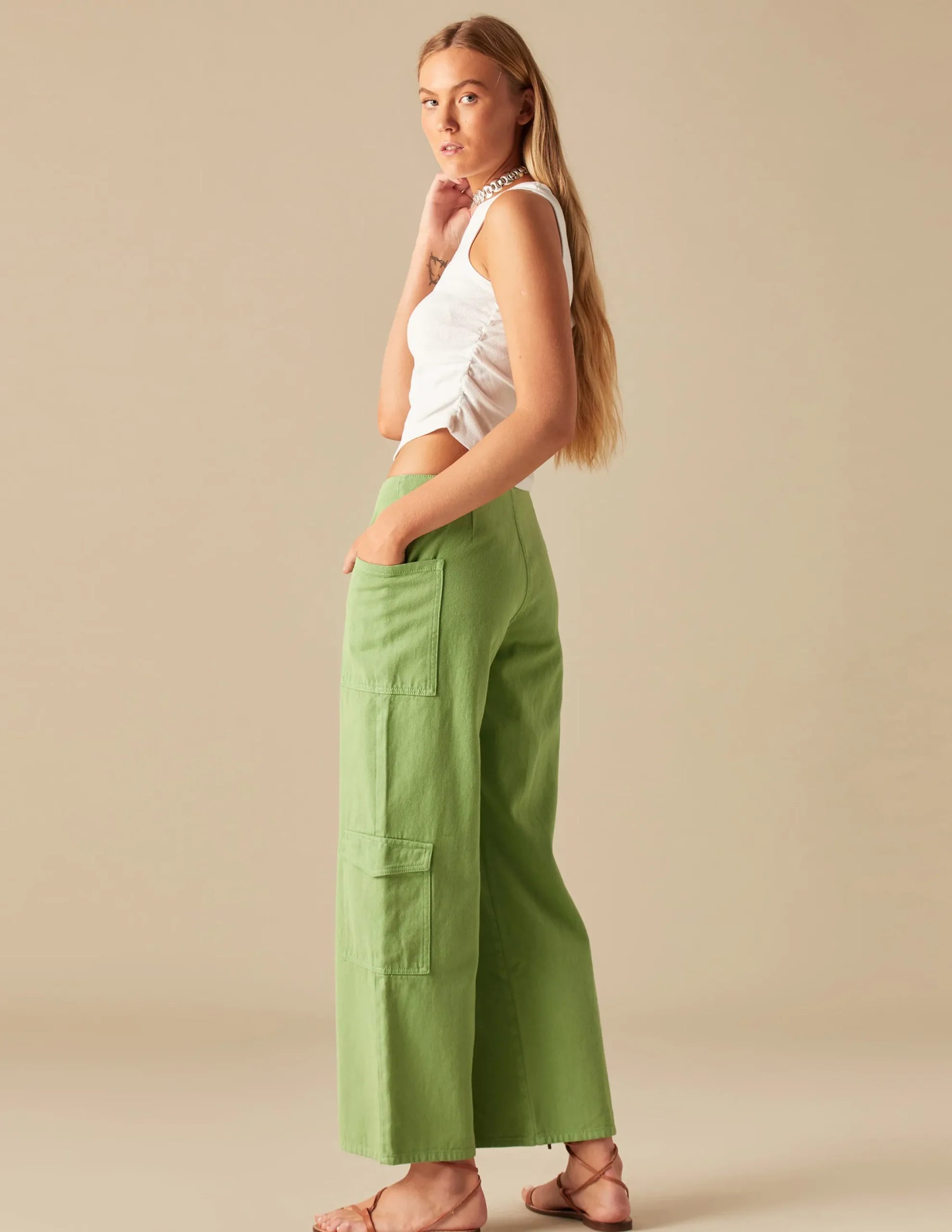 Nicoli T-shirts<WHITE RUFFLE T-SHIRT Blancos
