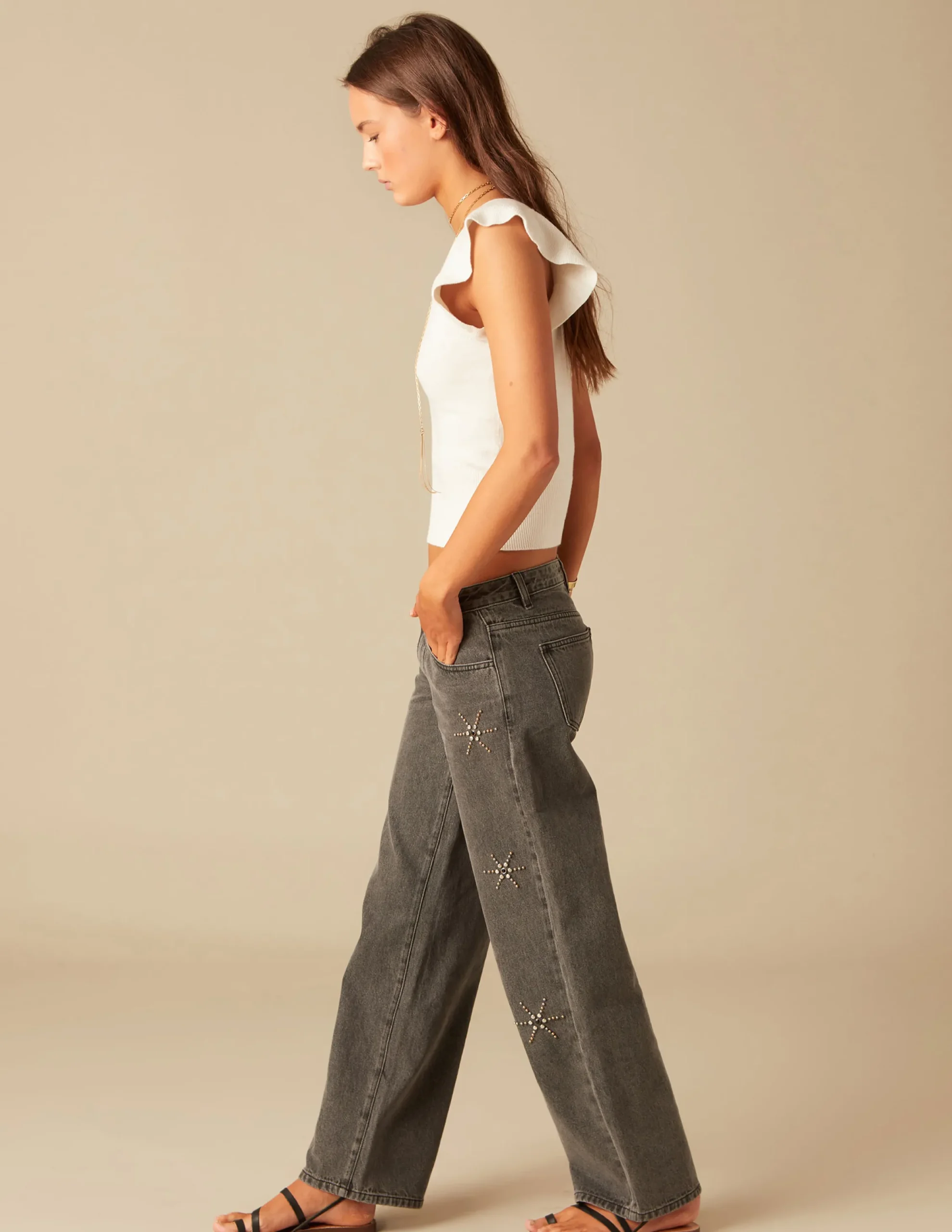 Nicoli Tops<WHITE RUFFLED SLEEVES TOP Negros