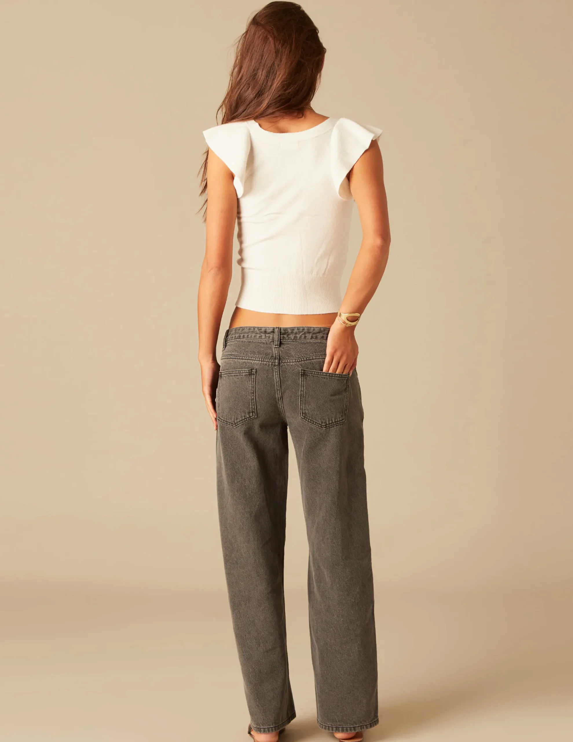 Nicoli Tops<WHITE RUFFLED SLEEVES TOP Negros