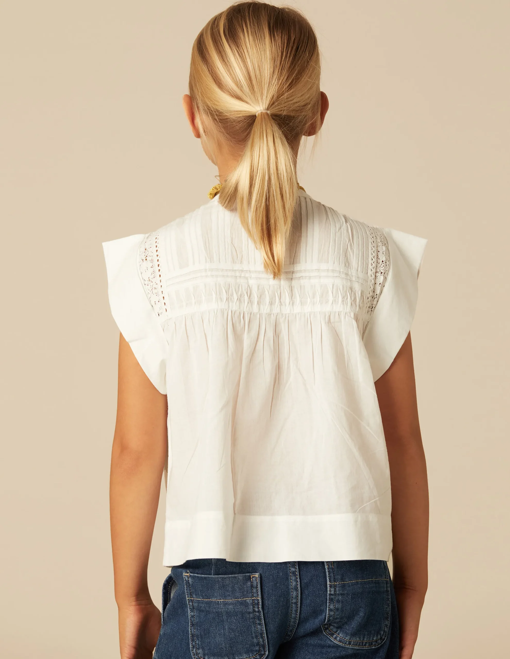 Nicoli Shirts<WHITE SLEEVELESS SHIRT Blancos